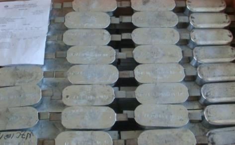 Ánodo de sacrificio para el sistema de agua de refrigeración de agua de mar